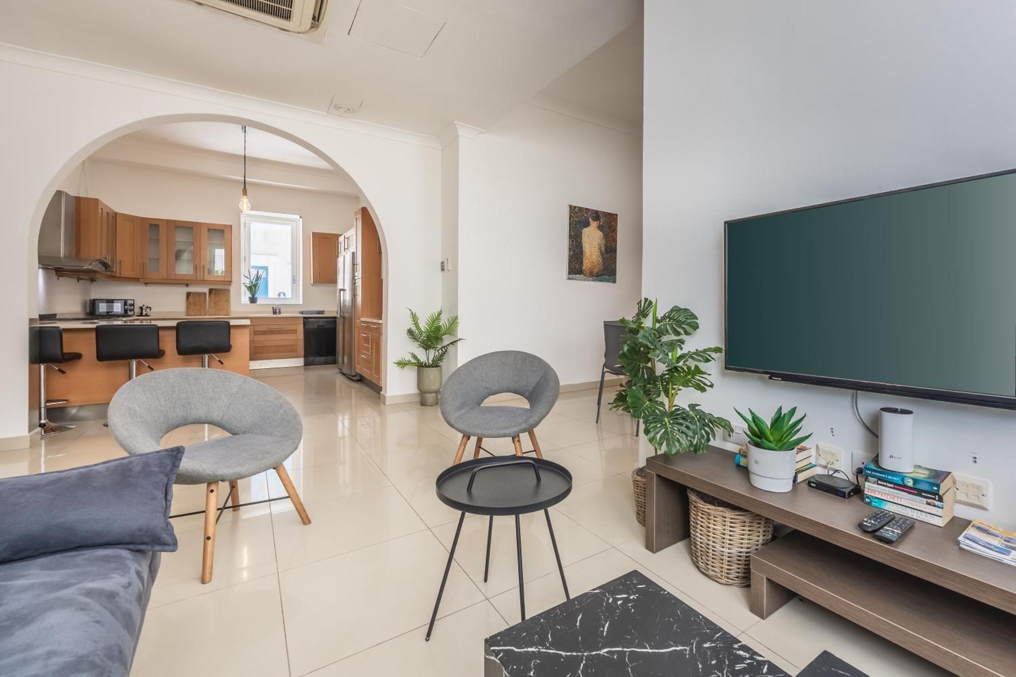 Hard To Come By - Modern & Huge House In Sliema Ngoại thất bức ảnh