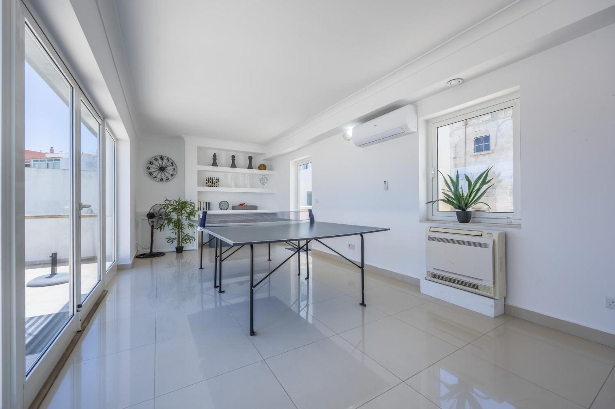 Hard To Come By - Modern & Huge House In Sliema Ngoại thất bức ảnh