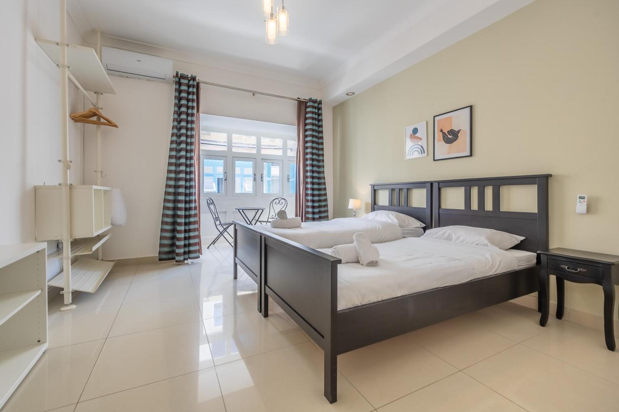Hard To Come By - Modern & Huge House In Sliema Ngoại thất bức ảnh