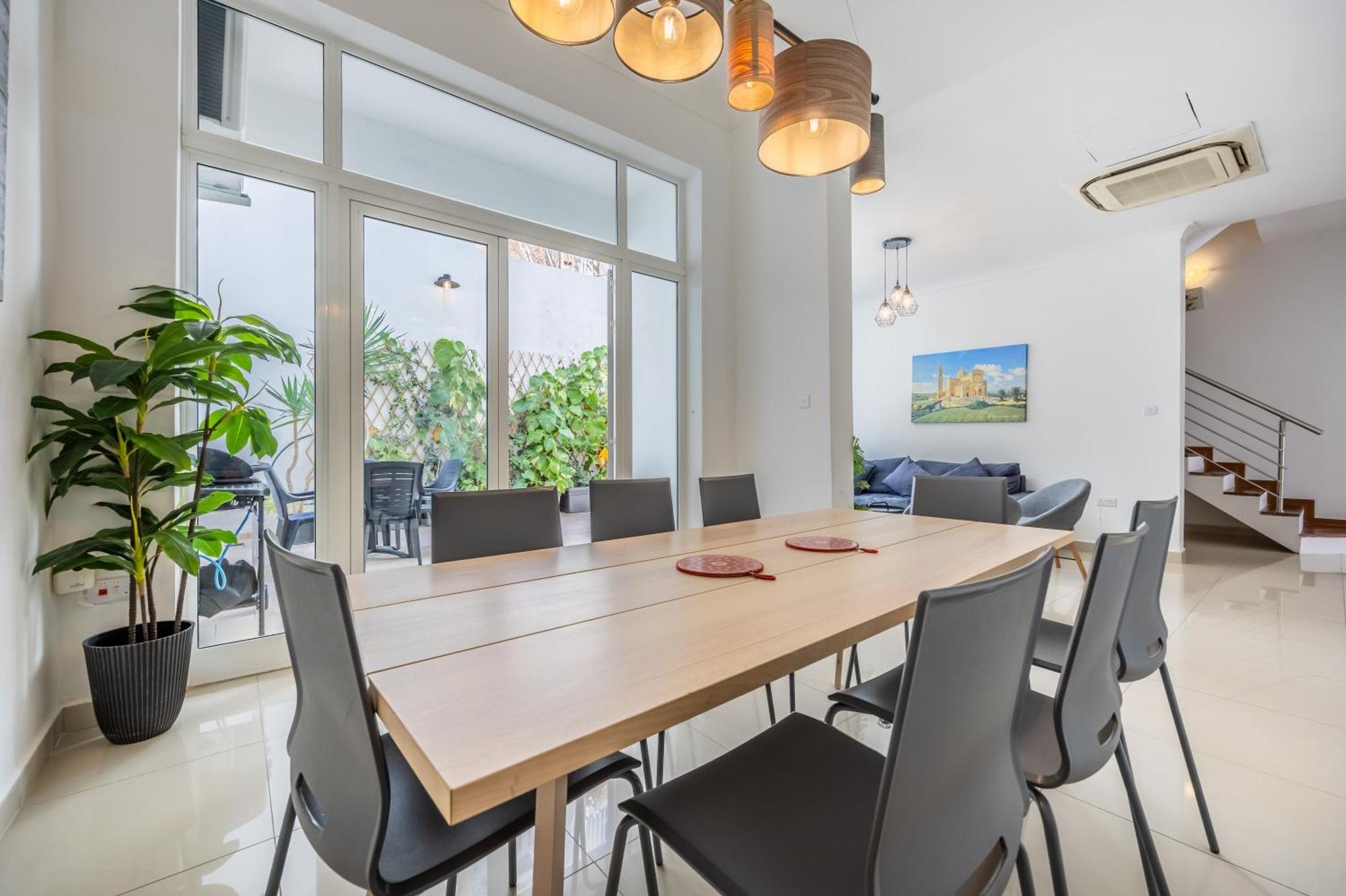 Hard To Come By - Modern & Huge House In Sliema Ngoại thất bức ảnh