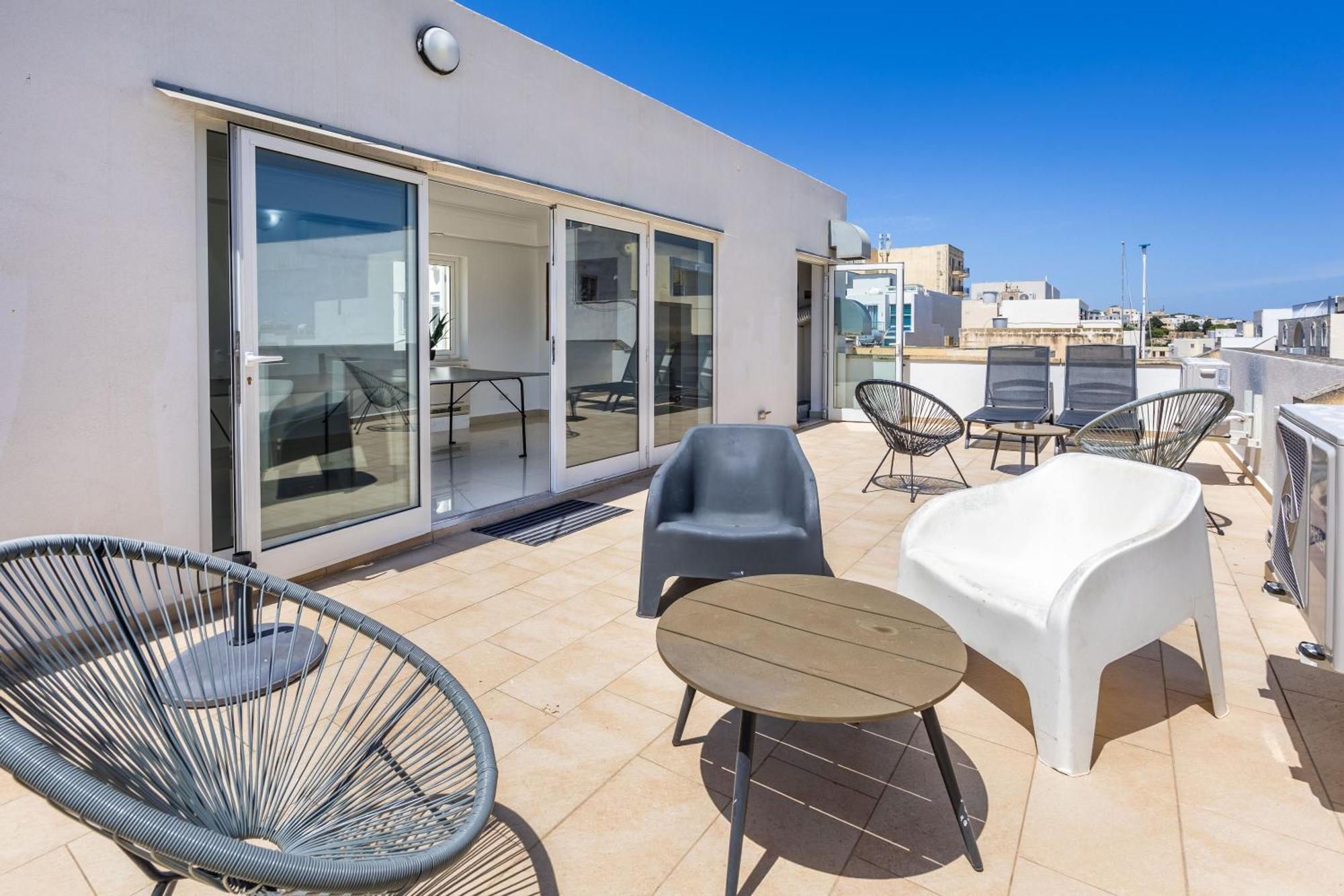Hard To Come By - Modern & Huge House In Sliema Ngoại thất bức ảnh